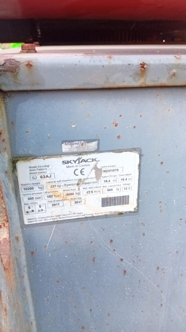 Skyjack SJ63AJ Articulated boom lift - Image 6