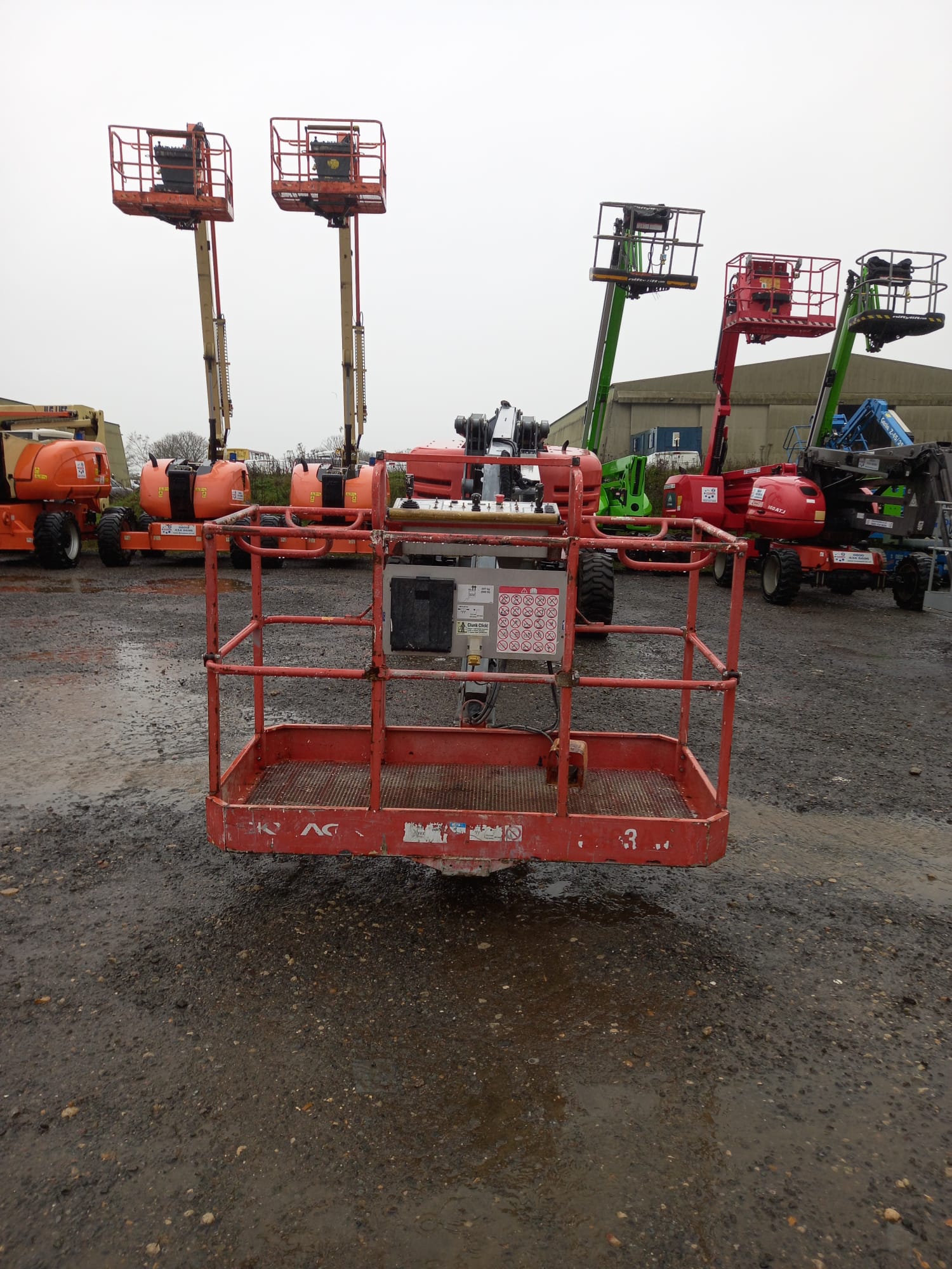 Skyjack SJ63AJ Articulated boom lift - Image 5