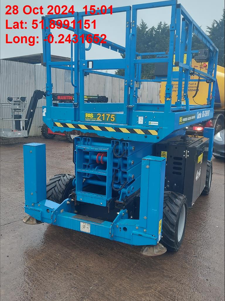 Genie GS3369 RT Scissorlift 4x4 - Image 8