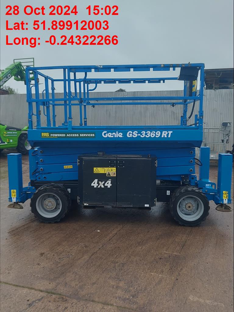 Genie GS3369 RT Scissorlift 4x4 - Image 9