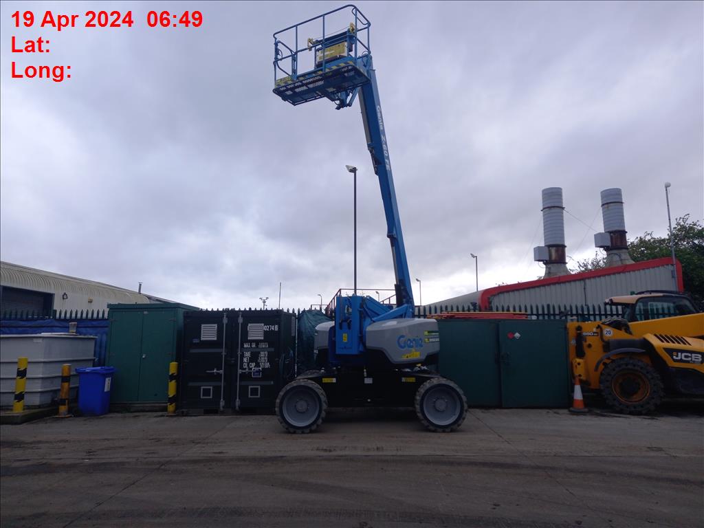 Genie Z60/37FE Articulating Boom lift - Image 2