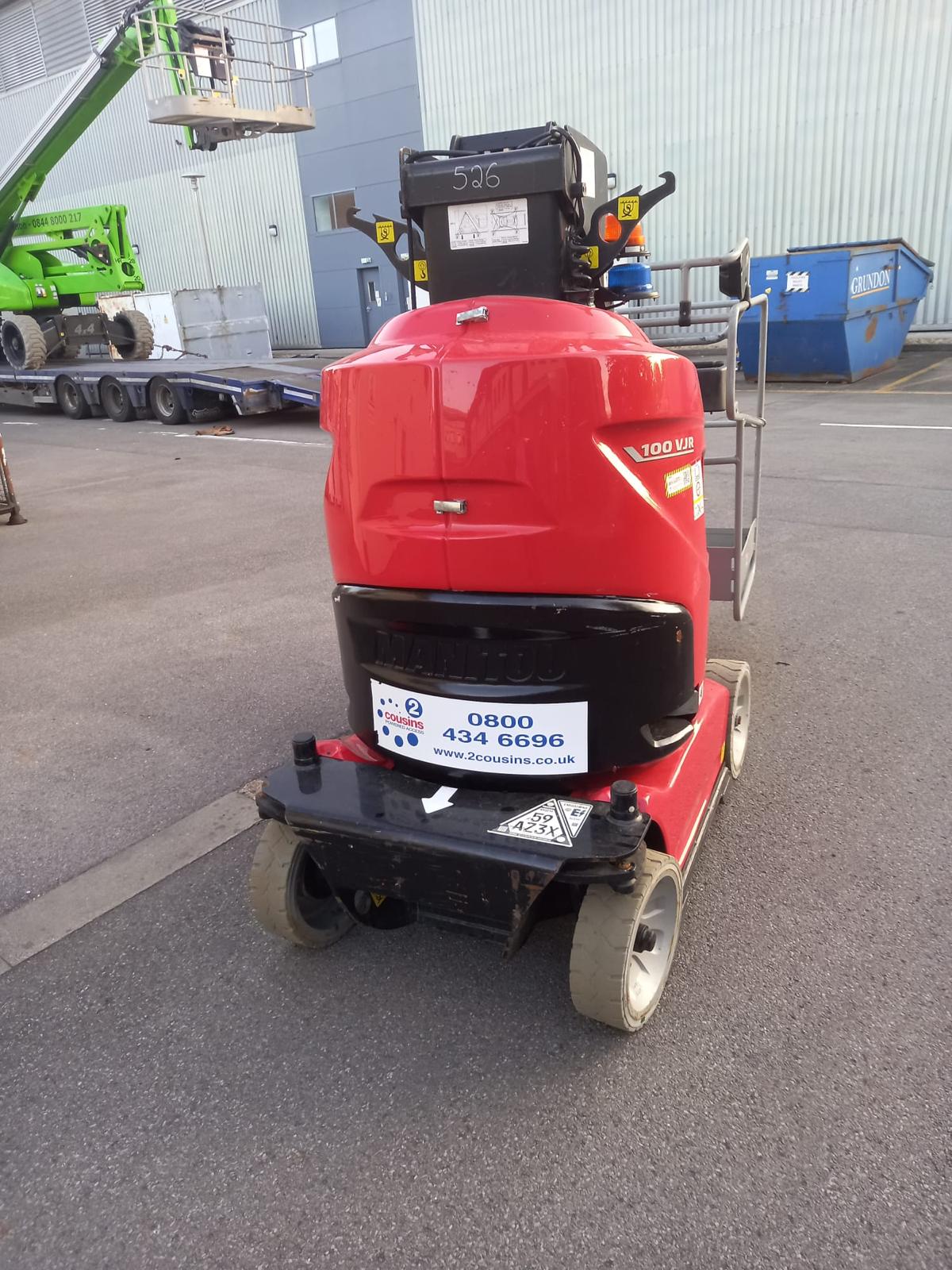 Manitou 100VJR Boom mast - Image 4