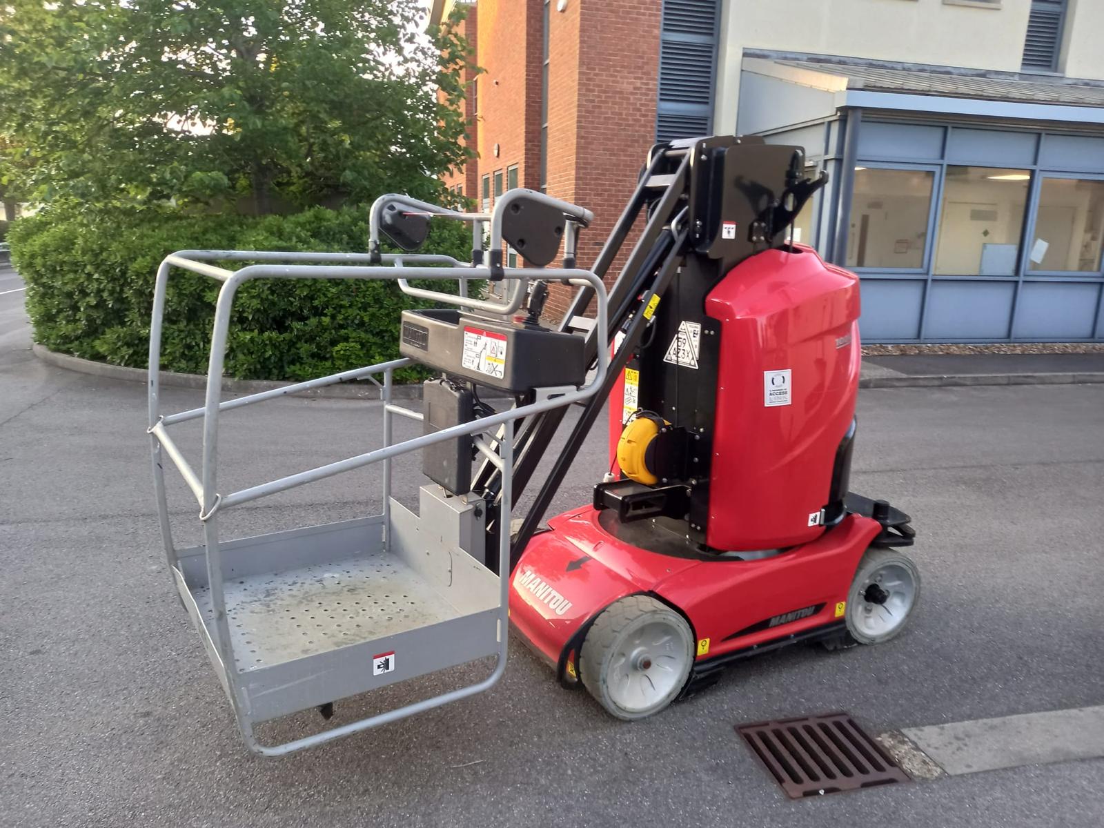 Manitou 100VJR Boom mast - Image 2