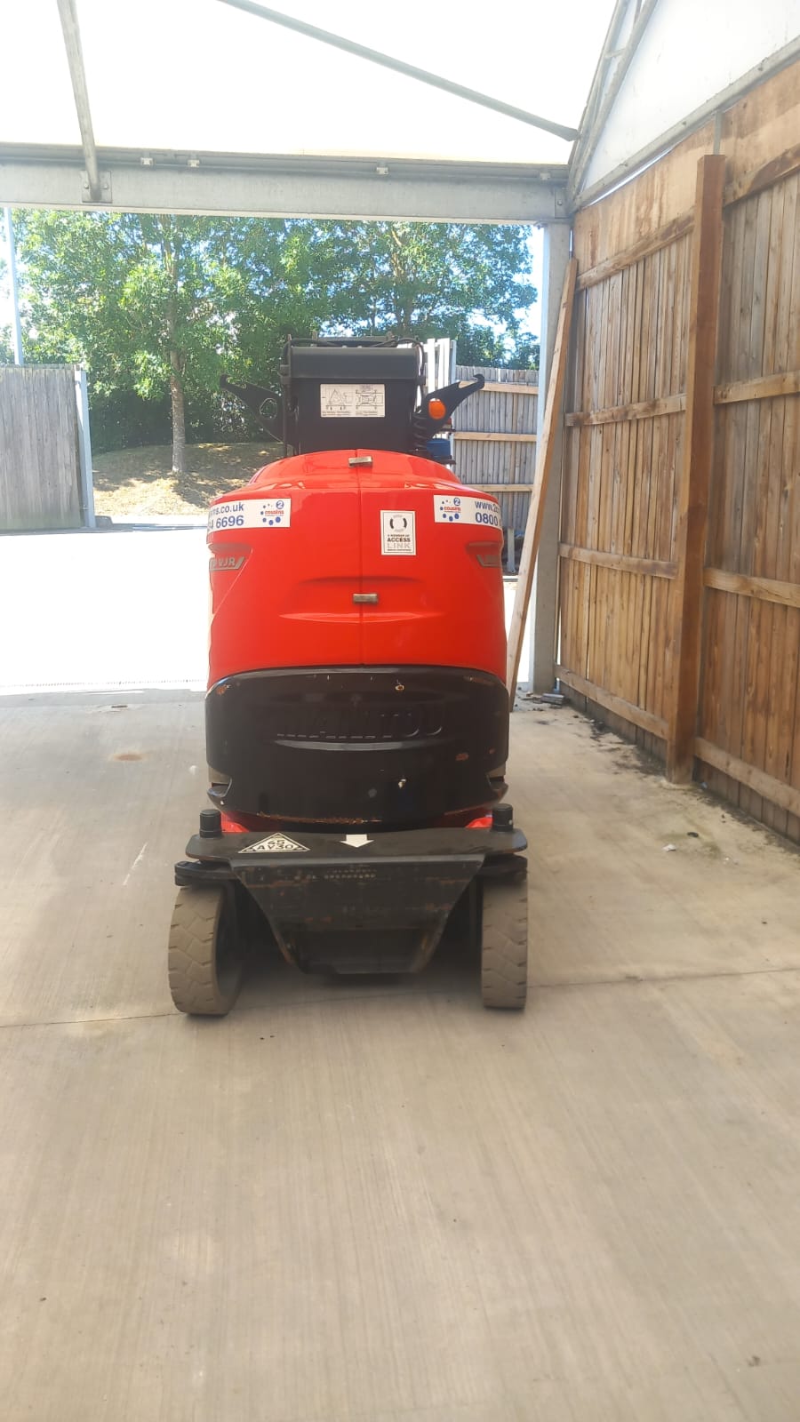 Manitou 100VJR Boom mast - Image 3