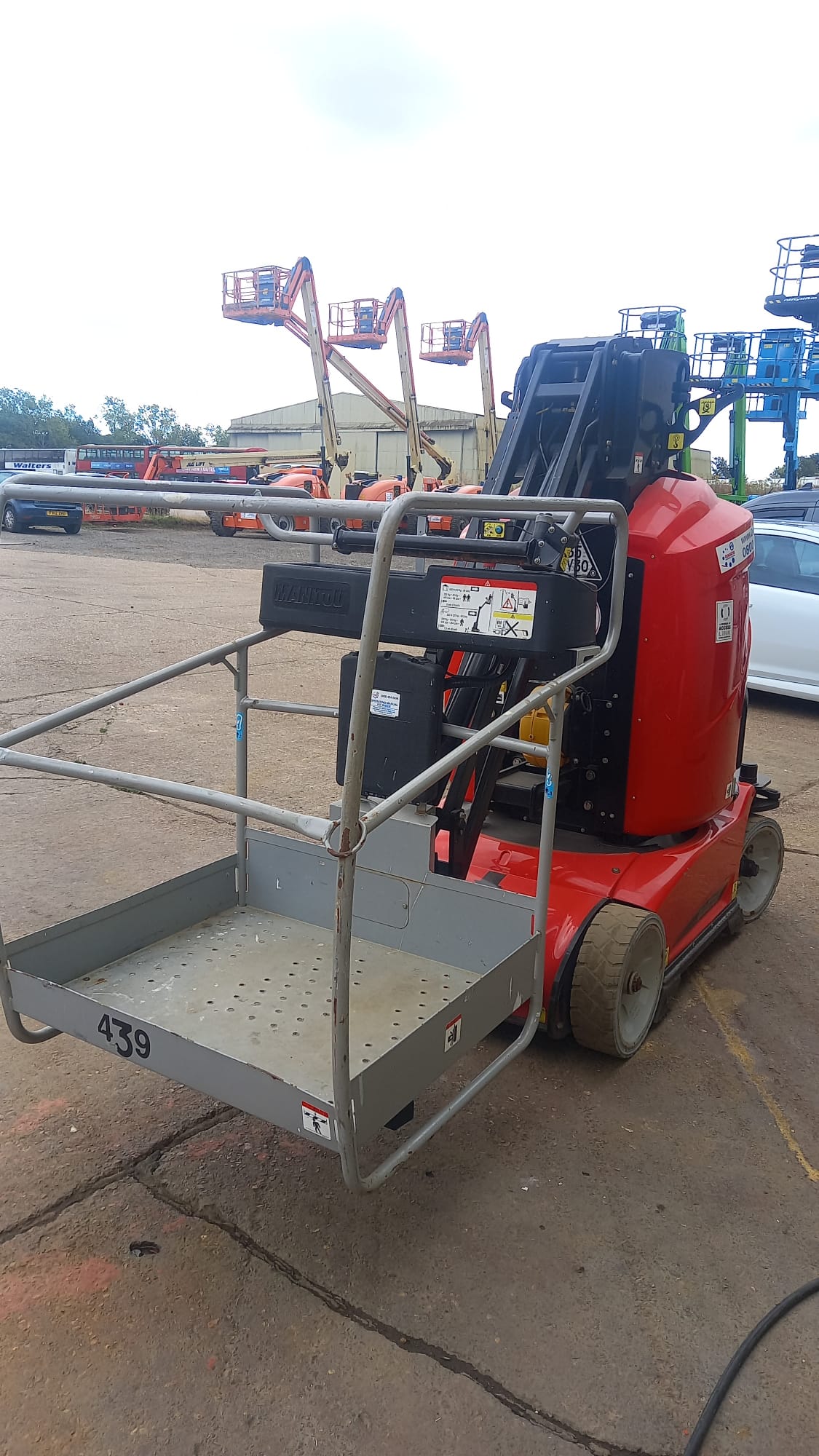 Manitou 100VJR Boom mast - Image 3