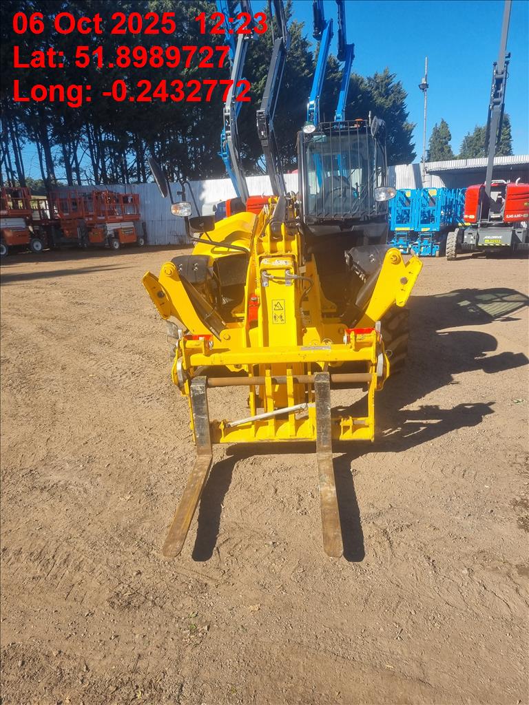 JCB 540-140 Telehandler - Image 3