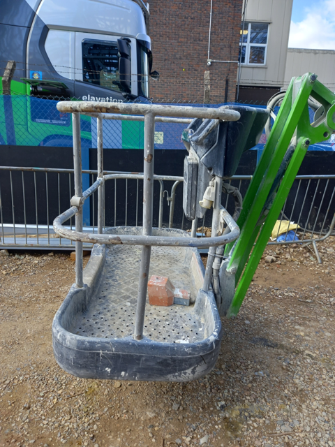 Niftylift HR17 Hybrid 4x4 Articulated boom - Image 6