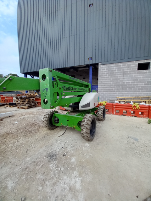 Niftylift HR17 Hybrid 4x4 Articulated boom - Image 6