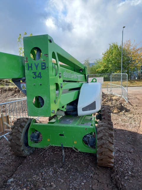 Niftylift HR17 Hybrid 4x4 Articulated boom - Image 5