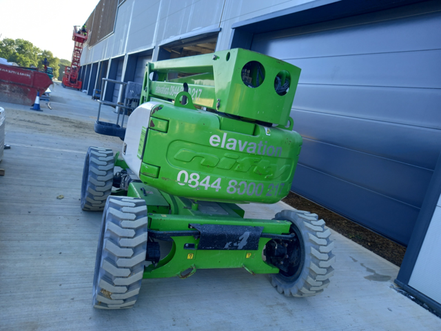 Niftylift HR17 Hybrid 4x4 Articulated boom - Image 2