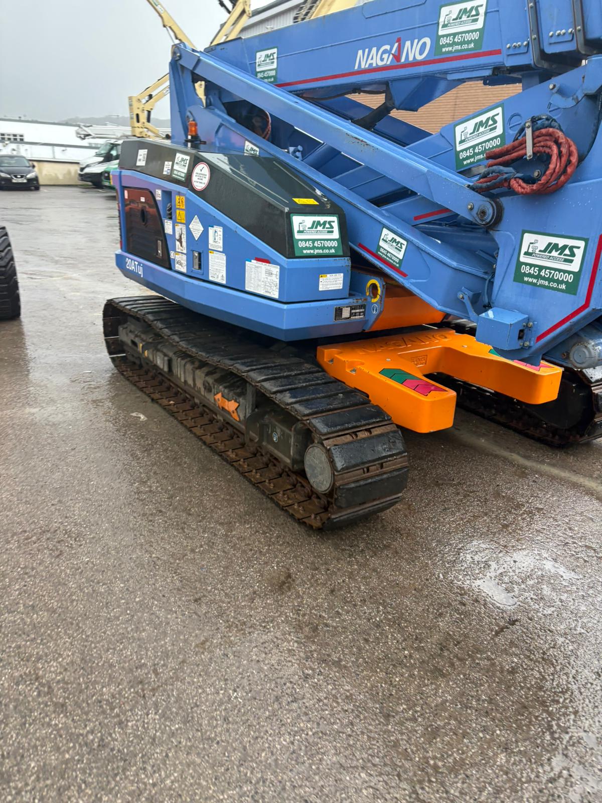 Nagano 20ATuj Articulated Crawler Boom - Image 5