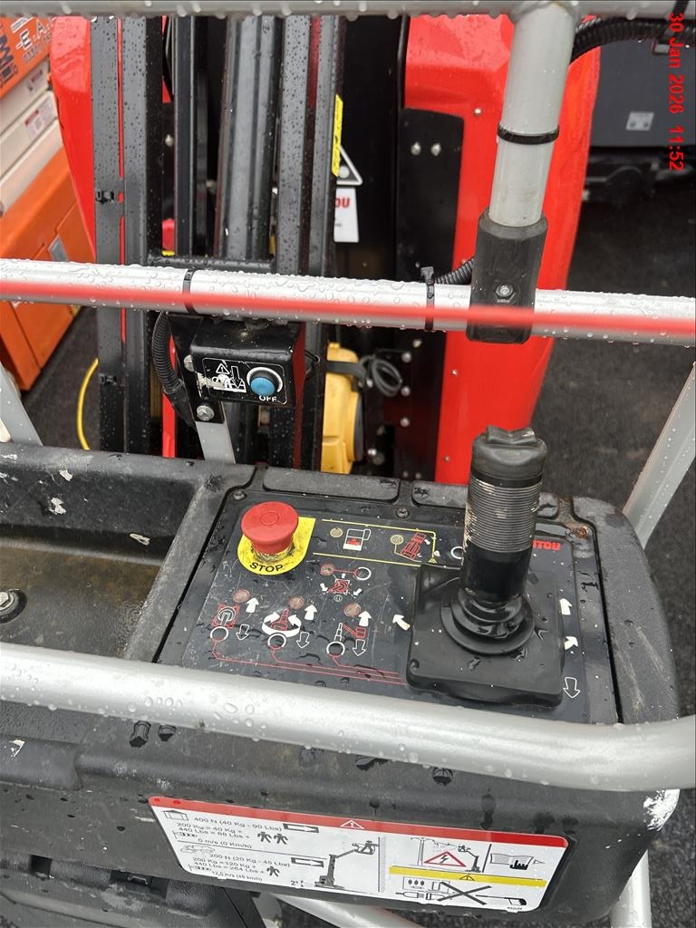 Manitou 100VJR Boom mast - Image 4